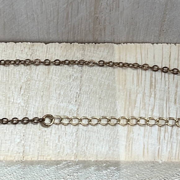 New on card with possible defects - Plunder Tabbi Gold Necklace/Choker - Picture 9 of 10